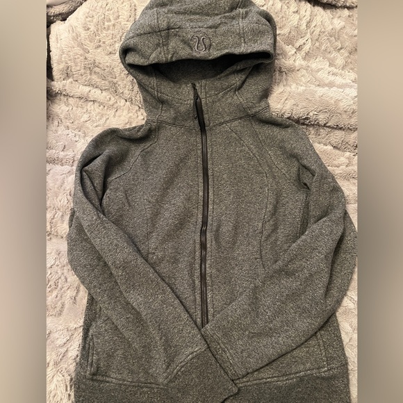 NWOT Lululemon Scuba size 8 - Picture 1 of 5